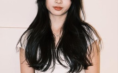 WRITE AS红肿双丘